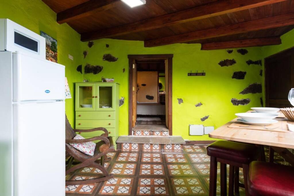 イコー・デ・ロス・ビノスFinca El Molledo El Patioアパートメント エクステリア 写真